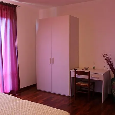 Il Mandorlo 住宿加早餐酒店 3*